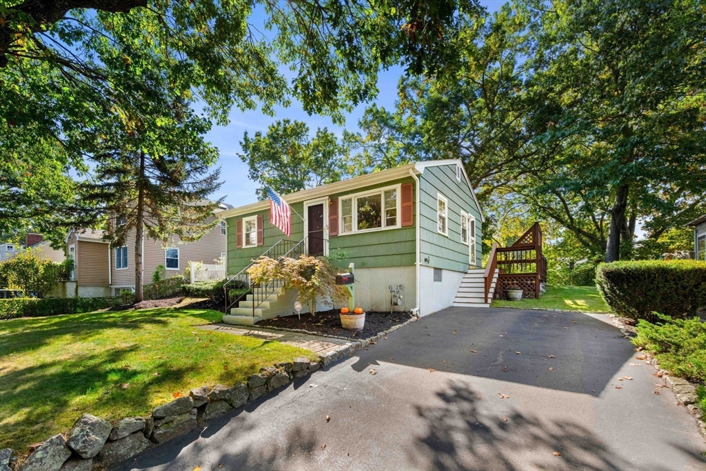 Fleming St, Dedham, MA 02026