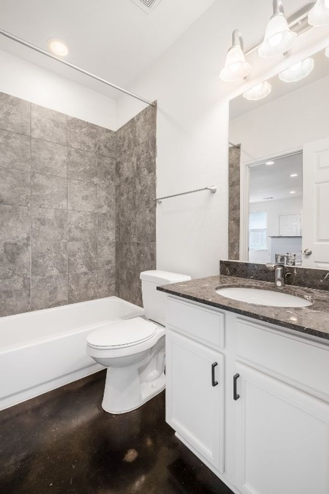 B - 6404 Carson Rdg, Condo with 2 bedrooms, 2 bathrooms and 2 parking in Austin TX | Image 13