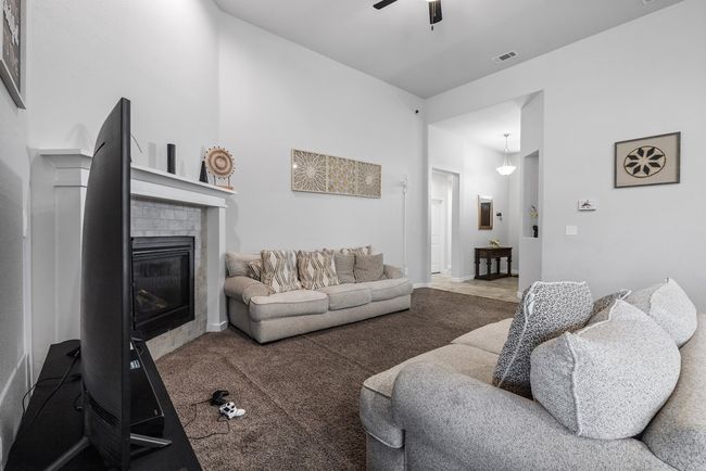7104 Mcpherson Ln, House other with 4 bedrooms, 2 bathrooms and 1 parking in Midland TX | Image 4