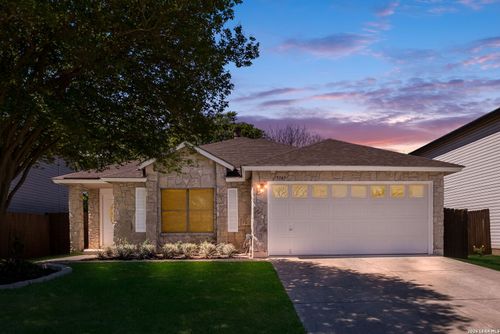 5147 Senisa Spgs, San Antonio, TX, 78251-3516 | Card Image