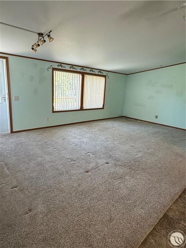 240 Central Ave W, House other with 3 bedrooms, 2 bathrooms and null parking in Reed Point MT | Image 18