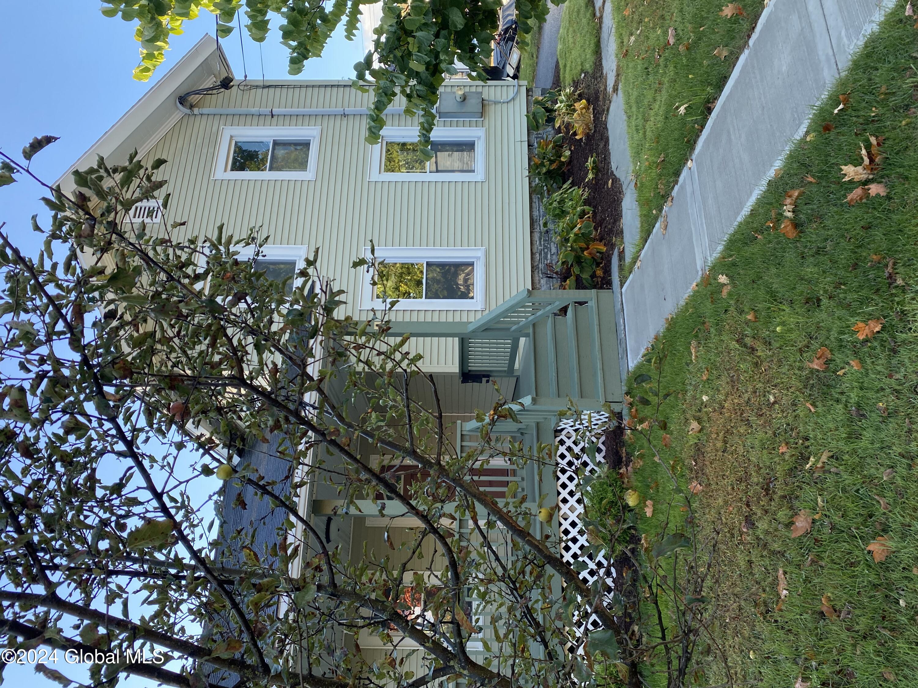 Morrison Ave, Granville, NY 12832