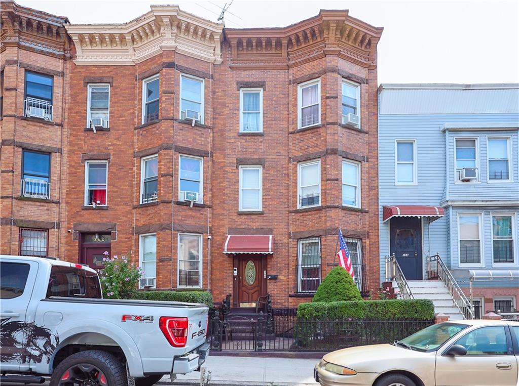 54th St, Brooklyn, NY 11220