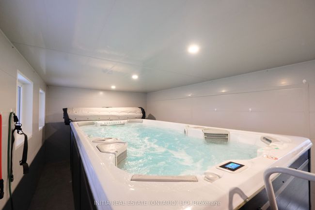 7284 Calvert Dr, House other with 4 bedrooms, 4 bathrooms and 6 parking in Strathroy ON | Image 35