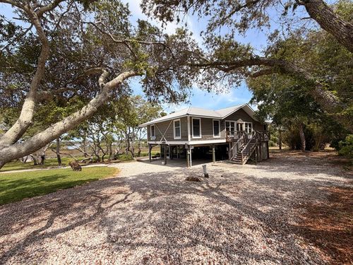 16851 Anna St, CEDAR KEY, FL, 32625-4674 | Card Image