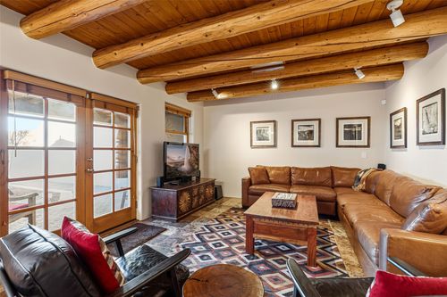 2-414 Camino Delora, Santa Fe, NM, 87505-5910 | Card Image
