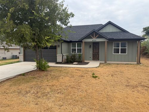 6111 Collins Ct, Granbury, TX, 76048-6695 | Card Image