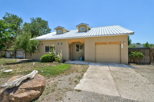115 Espinosa Rd, Corrales, NM, 87048-8304 | Card Image