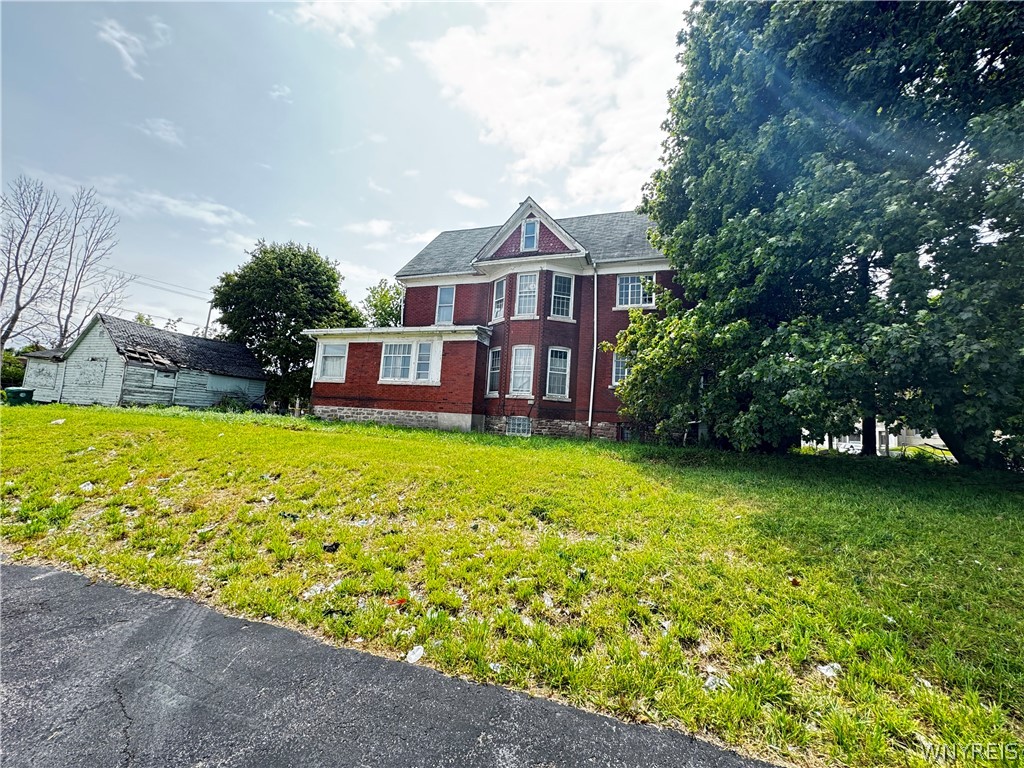 Residential in Niagara Falls 5