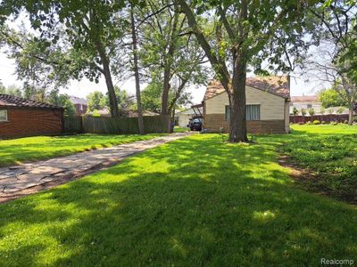 Street view of house and property | Image 2