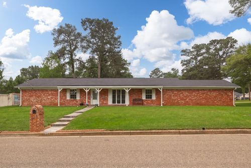 1004 Oakwood Dr, Longview, TX, 75604-3116 | Card Image