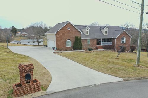 220 Creekside Drive, Bean Station, TN, 37708 | Card Image