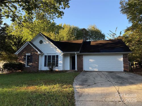 12800 Levins Hall Rd, Huntersville, NC, 28078-6047 | Card Image