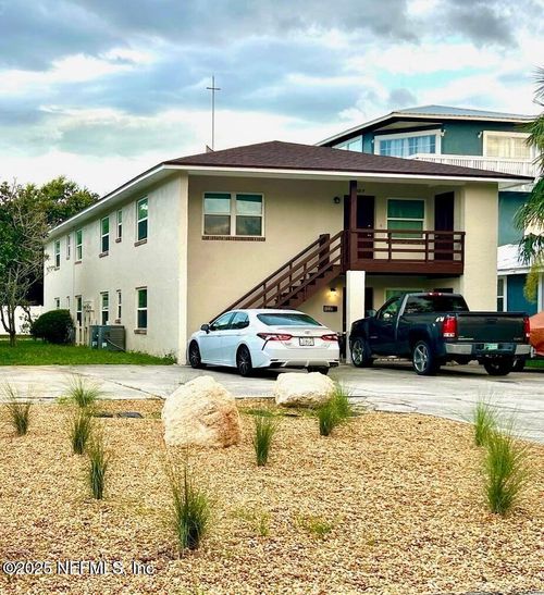 d-408 13th Ave N, Jacksonville Beach, FL, 32250-4731 | Card Image