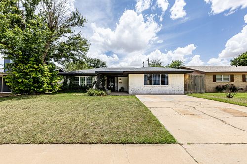 5503 9th St, Lubbock, TX, 79416-4215 | Card Image