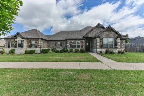 5824 W Persimmon St, Fayetteville, AR, 72704-7571 | Card Image