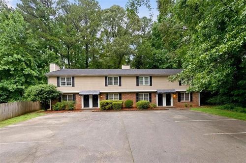 719 Burnt Creek Dr Nw, Lilburn, GA, 30047-3089 | Card Image
