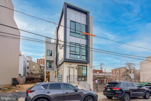 1r-1230 N Marshall St, PHILADELPHIA, PA, 19122-4313 | Card Image