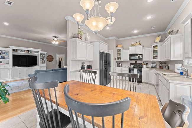 1409 S Breckenridge Loop, House other with 3 bedrooms, 2 bathrooms and null parking in Rogers AR | Image 4