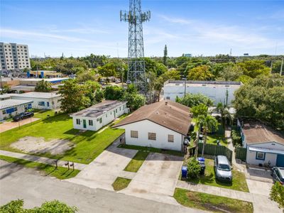 6138 Grant St #1 2, Home with 0 bedrooms, 0 bathrooms and 5 parking in Hollywood FL | Image 2