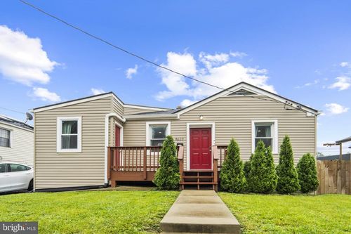 5117 Duel Pl, CAPITOL HEIGHTS, MD, 20743-6621 | Card Image