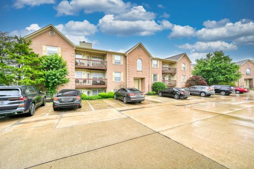 6-18 Highland Meadows Cir, Highland Heights, KY, 41076-3744 | Card Image