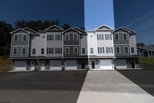 131 Frisco Ln, Bridgeport, WV, 26330-5601 | Card Image