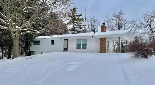 20 Circle Avenue, New Holland, OH, 43145 | Card Image