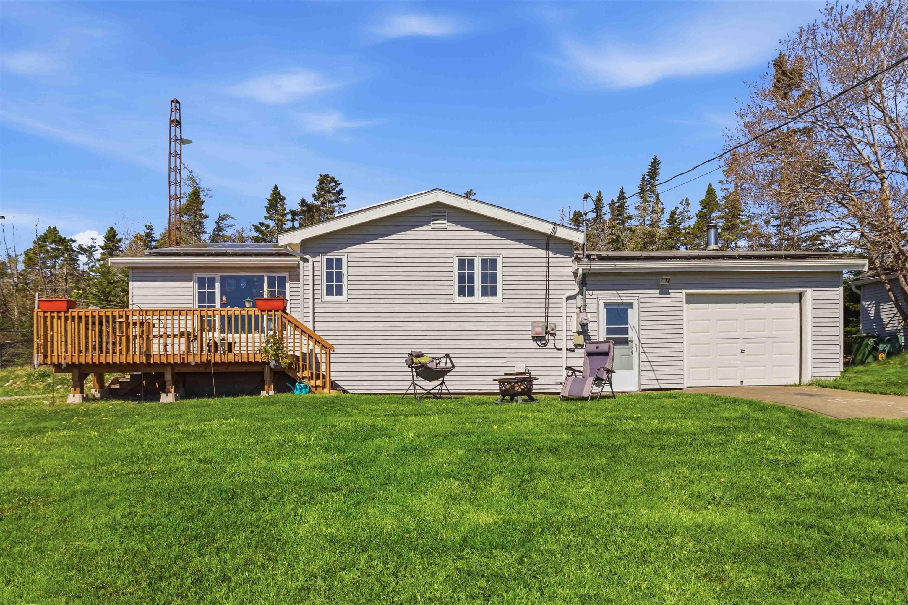 Residential in Beaver Harbour 4