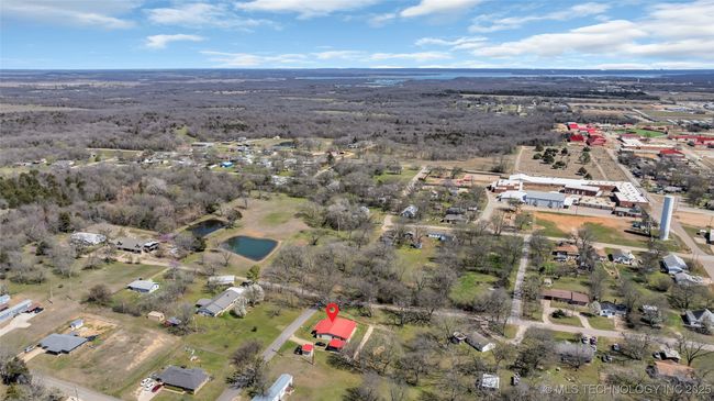 300 Nw 6 Th St, House other with 3 bedrooms, 2 bathrooms and null parking in Kingston OK | Image 12