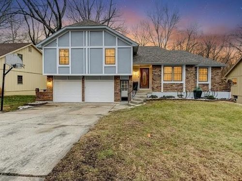 1511 Ne 99th St, Kansas City, MO, 64155-2113 | Card Image