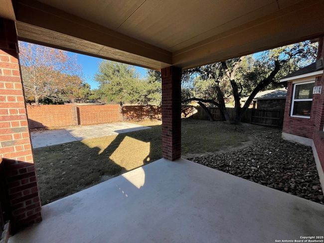 10717 Barnsford Ln, House other with 4 bedrooms, 4 bathrooms and null parking in Helotes TX | Image 35