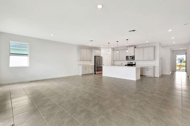 14183 Sw Harker St, House other with 4 bedrooms, 3 bathrooms and null parking in Port St Lucie FL | Image 22