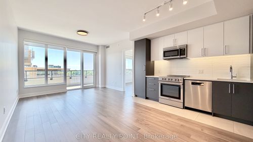 1104-2525 Bathurst St, Toronto, ON, M6B2Y9 | Card Image
