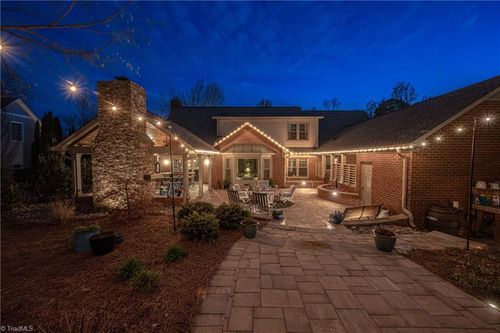 3306 Wedgewood Pl, Greensboro, NC, 27403-1095 | Card Image