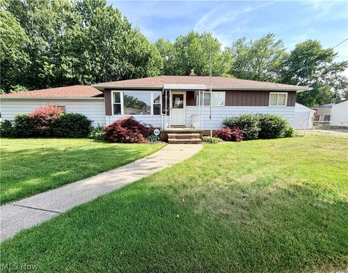 10121 Jasper Road, Cleveland, OH, 44111 | Card Image