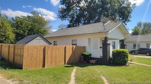 420 S Center St, Ada, OK, 74820-6850 | Card Image