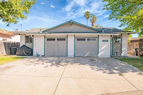 8629 Beverly Ln, Dublin, CA, 94568-1216 | Card Image