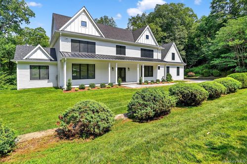 9 Flanders Ln, Cortlandt Manor, NY, 10567-7030 | Card Image