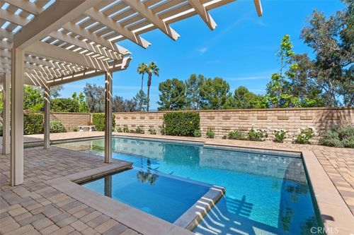 27048 Santa Susana Cir, Mission Viejo, CA, 92691-6235 | Card Image