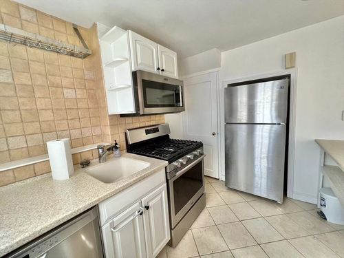 0-92 Duff St, Watertown, MA, 02472-3017 | Card Image