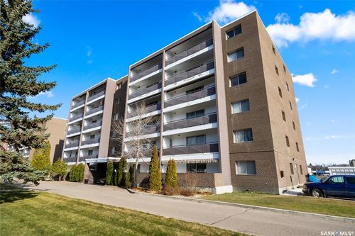 304-4615 Rae St, Regina, SK, S4S3B2 | Card Image