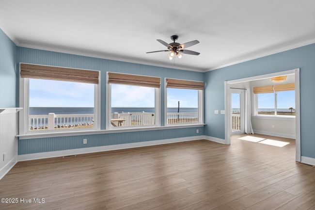 Living Room | Image 14