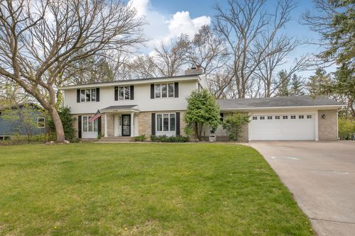 1736 Woodland Rd, Saint Cloud, MN, 56304-1327 | Card Image