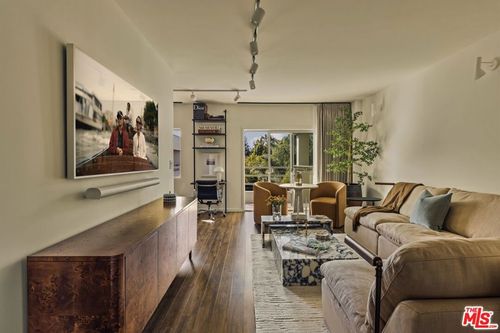 apt-528-1131 Alta Loma Rd, West Hollywood, CA, 90069-2495 | Card Image