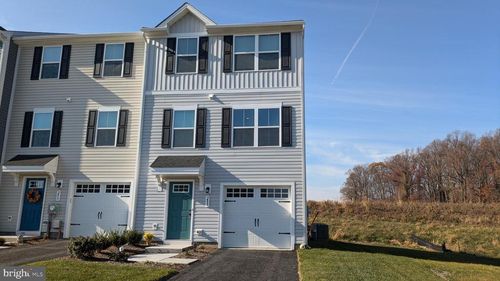 289 Hamilton Ln, COATESVILLE, PA, 19320-2970 | Card Image