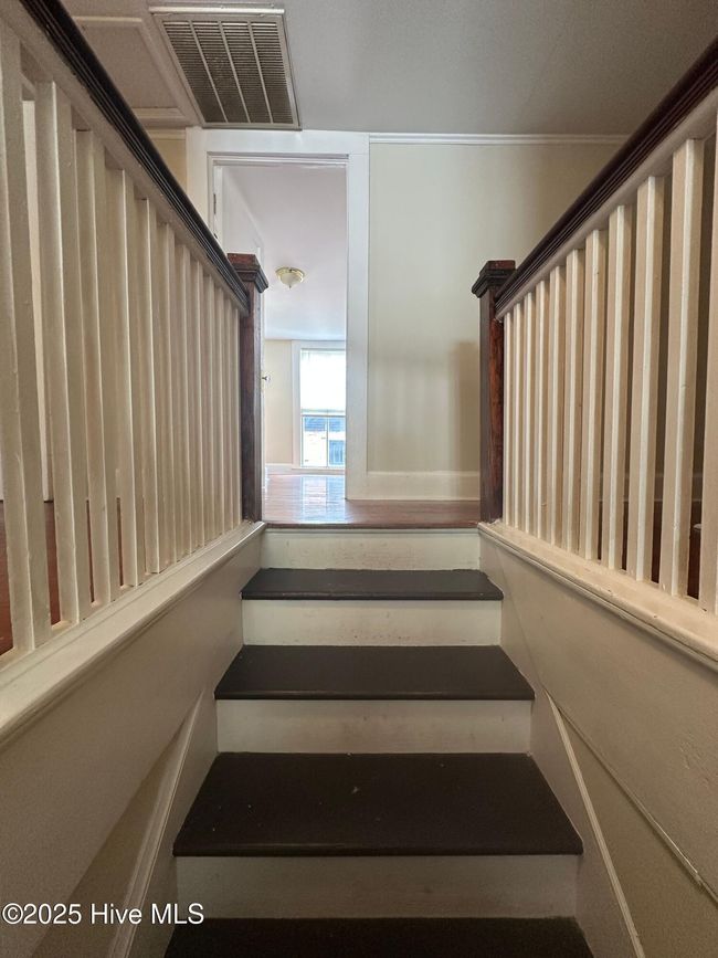 605 W 2 Nd St, Condo with 2 bedrooms, 1 bathrooms and null parking in Washington NC | Image 4