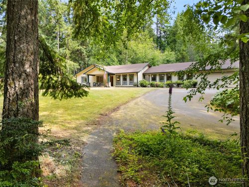 7829 Outback Ave Nw, Silverdale, WA, 98383-7399 | Card Image