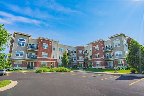 103-5194 Sassafras Drive, Fitchburg, WI, 53711 | Card Image
