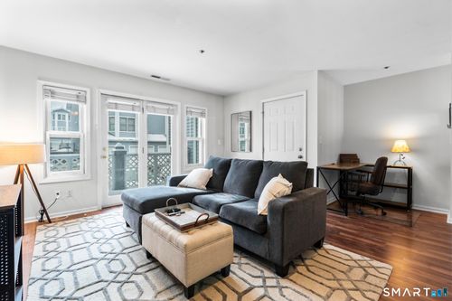 4-2c-31 High St, Norwalk, CT, 06851-4745 | Card Image